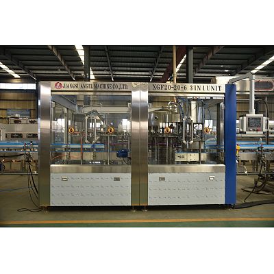 一次性桶裝水旋轉(zhuǎn)灌裝機(jī)